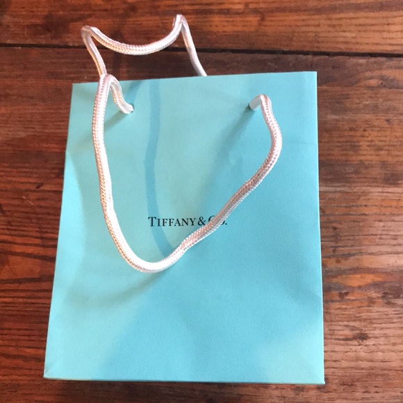 Tiffany & Co. Boxes bag paper and ribbons - Picture 7 of 9
